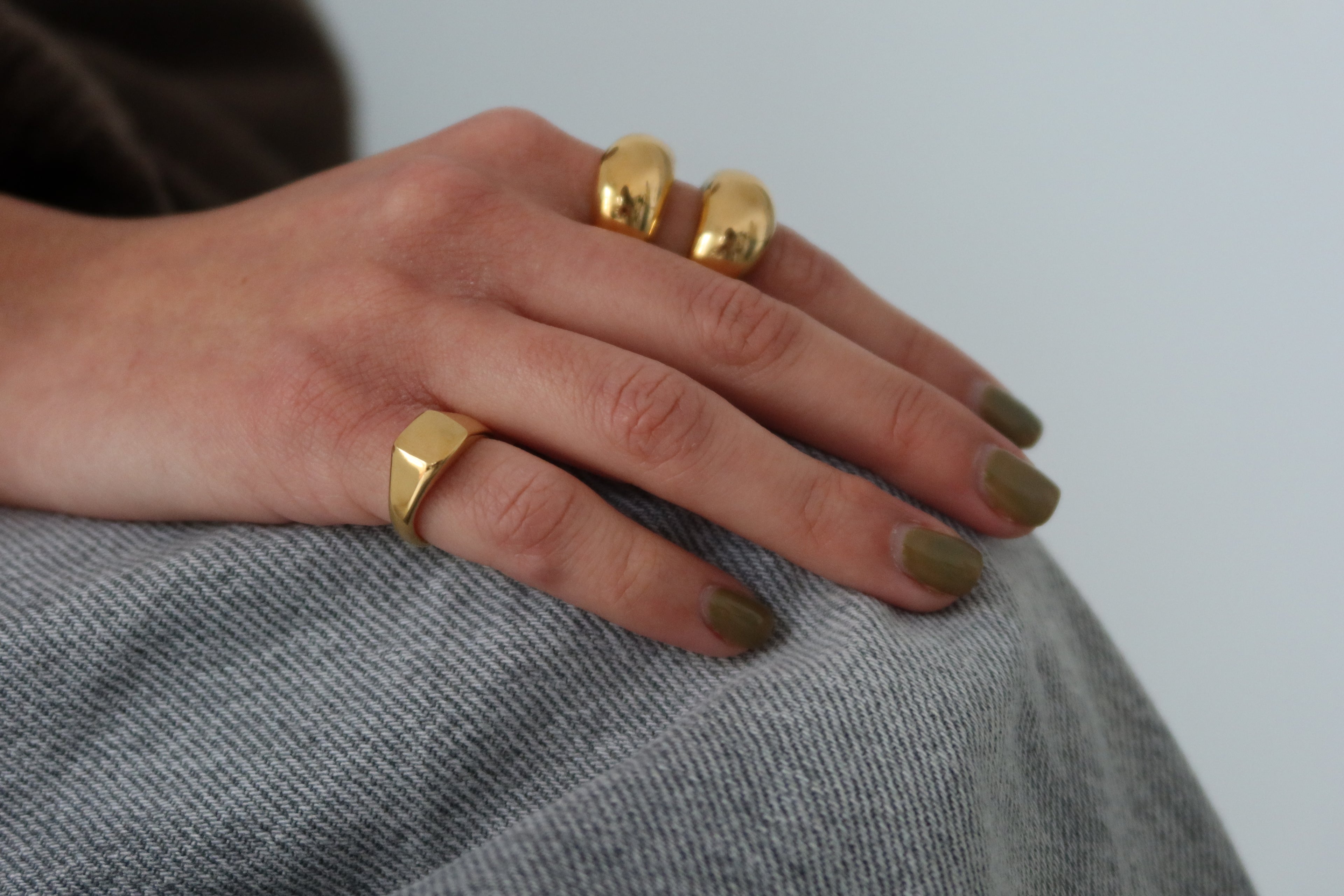 Anillo Mini Sello Cuadrado Personalizable