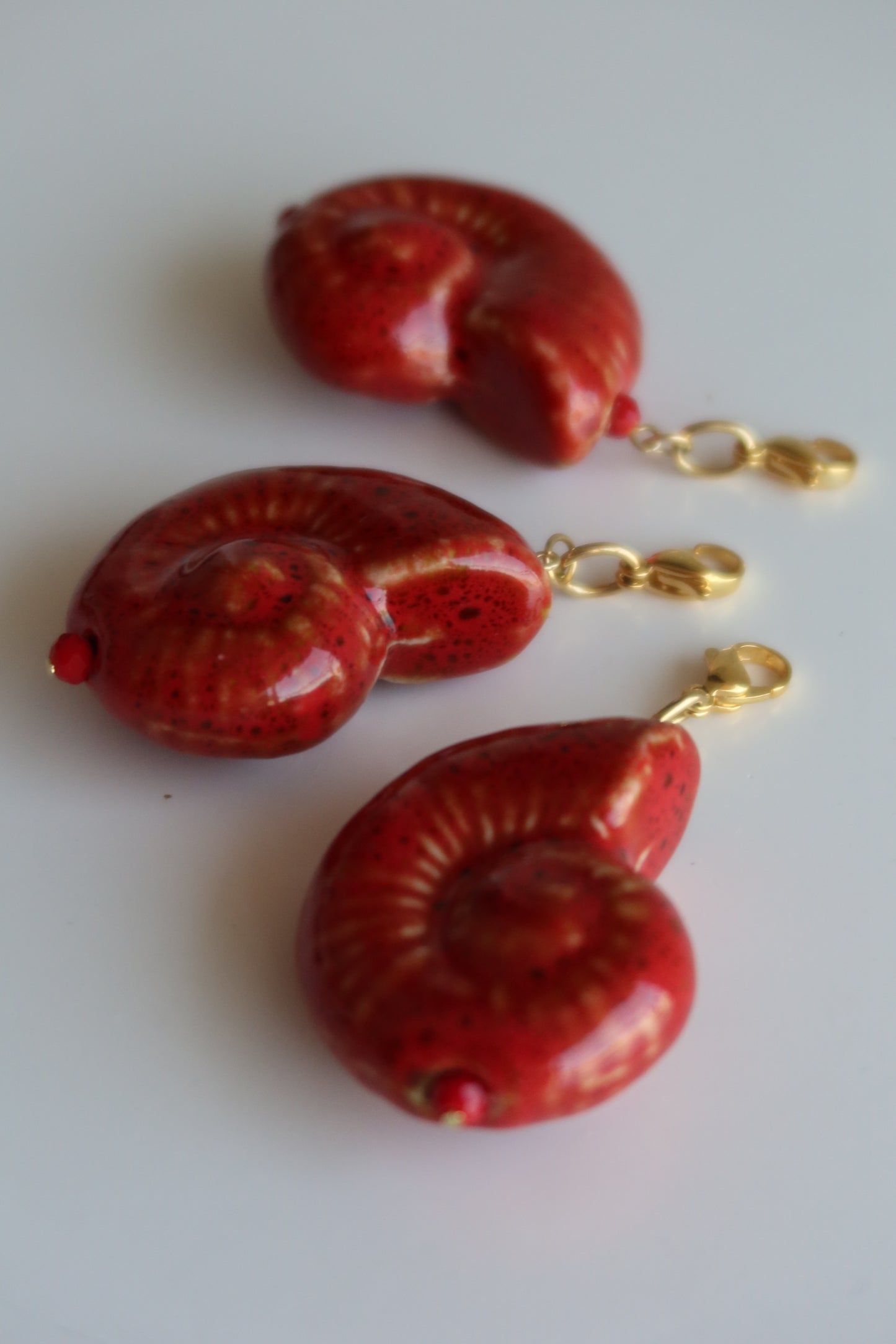 Charm Caracola Red